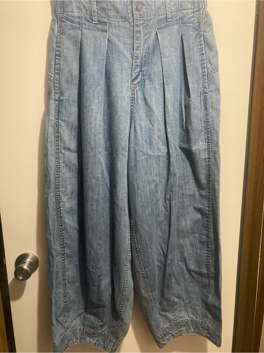 We The Free light blue elastic waist denim pants